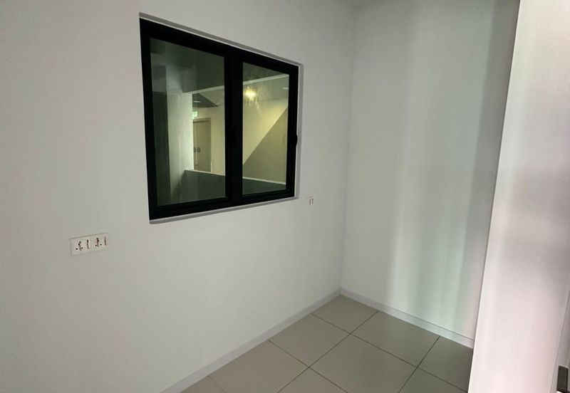 The Valleys @ SkySierra