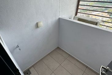 The Valleys @ SkySierra