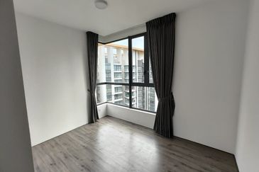 Henna Residence @ The Quartz