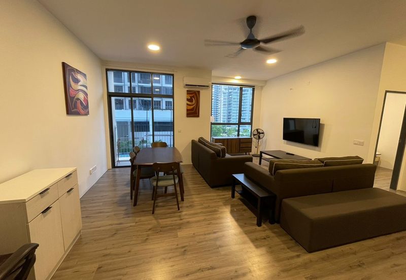 Henna Residence @ The Quartz