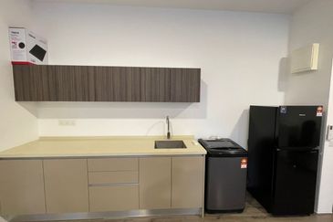 Henna Residence @ The Quartz