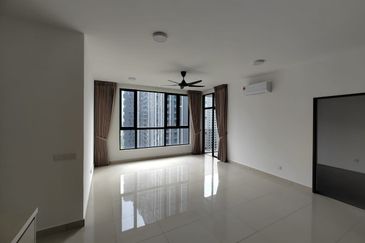 Henna Residence @ The Quartz