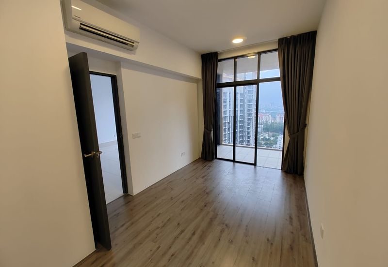 Henna Residence @ The Quartz