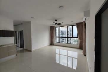 Henna Residence @ The Quartz