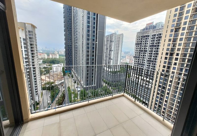 Henna Residence @ The Quartz