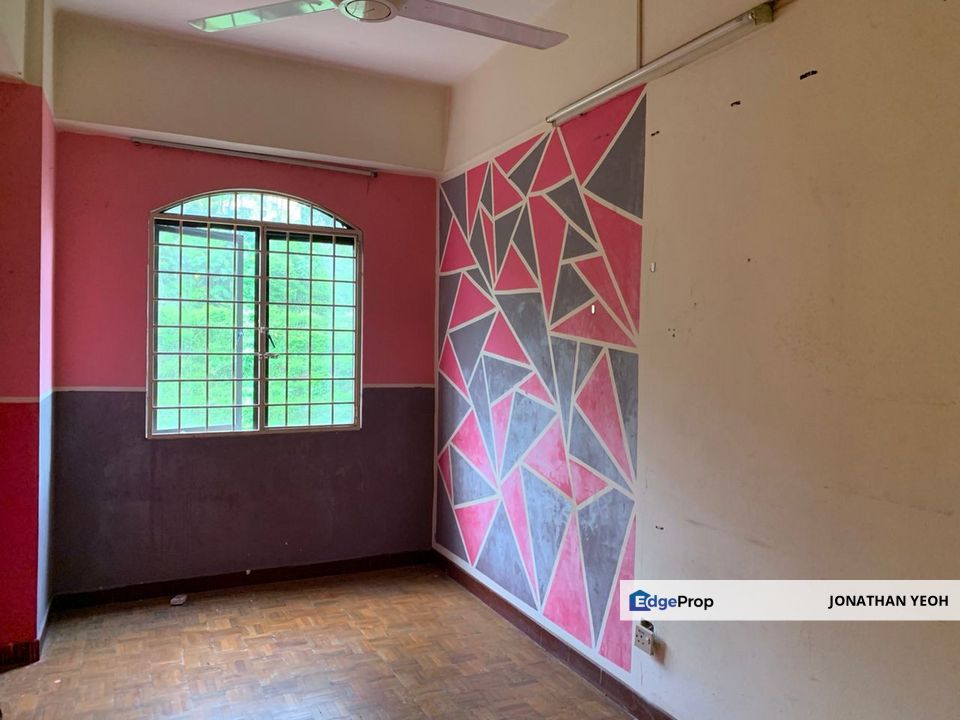 KL Kepong Prima Saujana Apartment 3 Room 2 Bathroom For Sale, Kuala Lumpur, Kepong