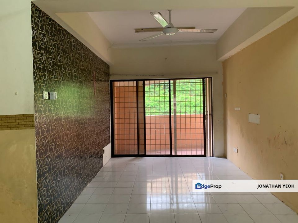 KL Kepong Prima Saujana Apartment 3 Room 2 Bathroom For Sale, Kuala Lumpur, Kepong