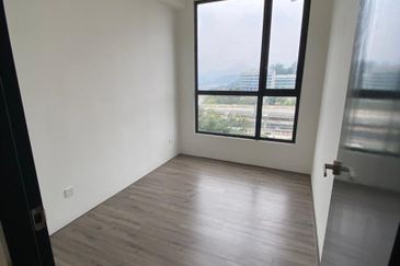 Henna Residence @ The Quartz