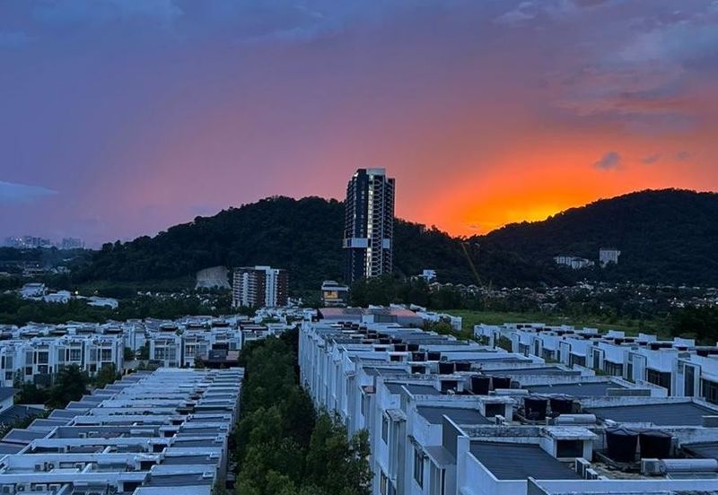 UPPERVILLE @ 16 Quartz Melawati