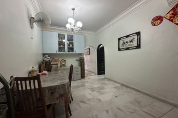 Jalan Harimau Bintang