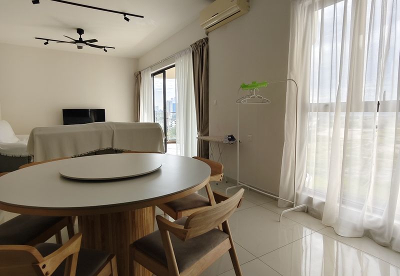 Kings Bay Country Garden @Danga Bay