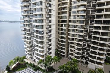 Kings Bay Country Garden @Danga Bay