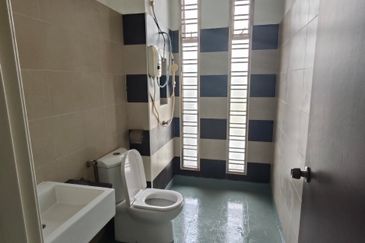 Austin Residence @Taman Mount Austin