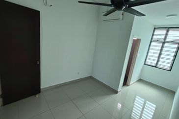 Austin Residence @Taman Mount Austin