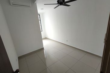 Austin Residence @Taman Mount Austin