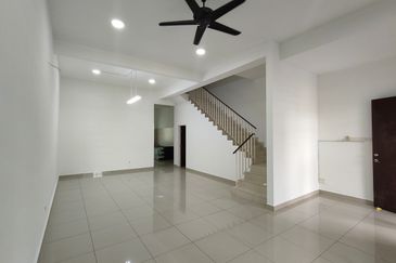 Austin Residence @Taman Mount Austin