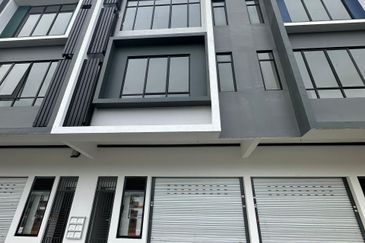 Crest @ Austin Emerald 2