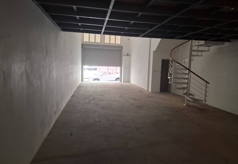 Jalan Austin Heights