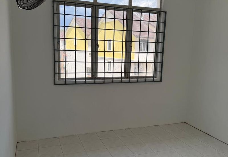 Summer Park Townhouse (Pangsapuri Alam Jaya), Bandar Baru Seri Alam