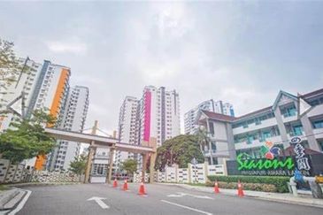 Seasons Luxury Apartments @ Amara Larkin