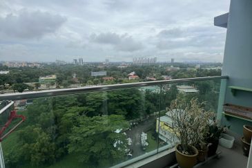 Seasons Luxury Apartments @ Amara Larkin