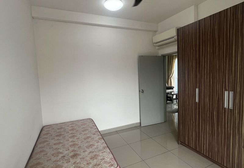 Seasons Luxury Apartments @ Amara Larkin