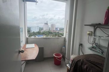 Seasons Luxury Apartments @ Amara Larkin