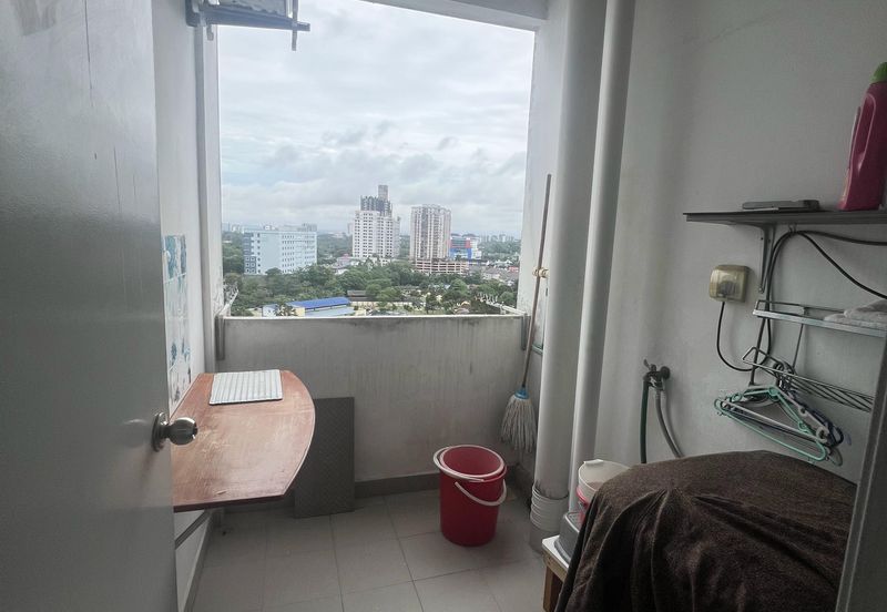 Seasons Luxury Apartments @ Amara Larkin