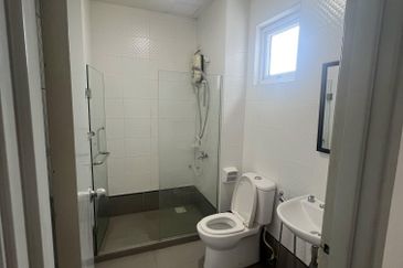 Seasons Luxury Apartments @ Amara Larkin