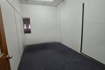 Kawasan Perindustrian Mount Austin