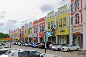 Taman Mount Austin Commercial