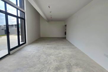 Elmina Business Park