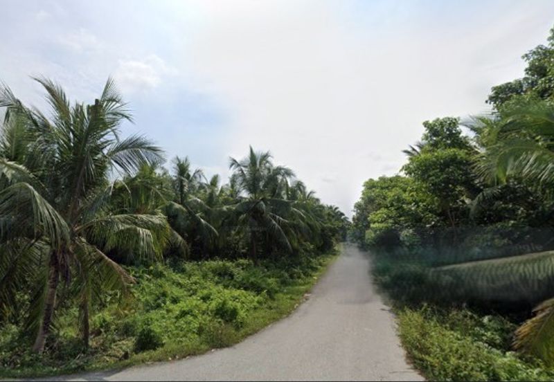 West Port, Pulau Indah