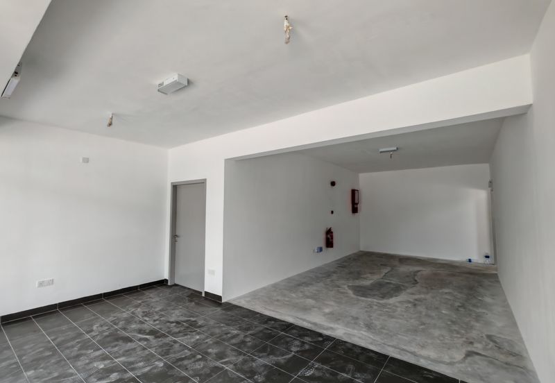 Elmina Business Park