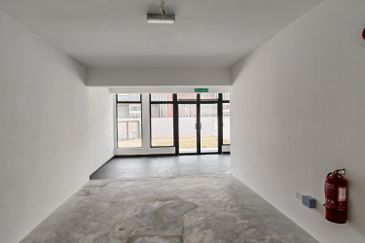 Elmina Business Park