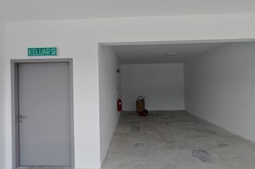 Elmina Business Park