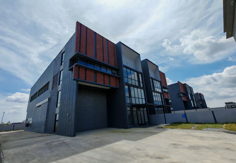 Elmina Business Park