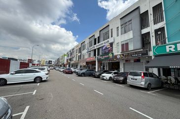 Crest @ Austin Emerald 1