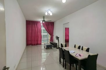 Dedaun Hijau (Greenfield Regency)