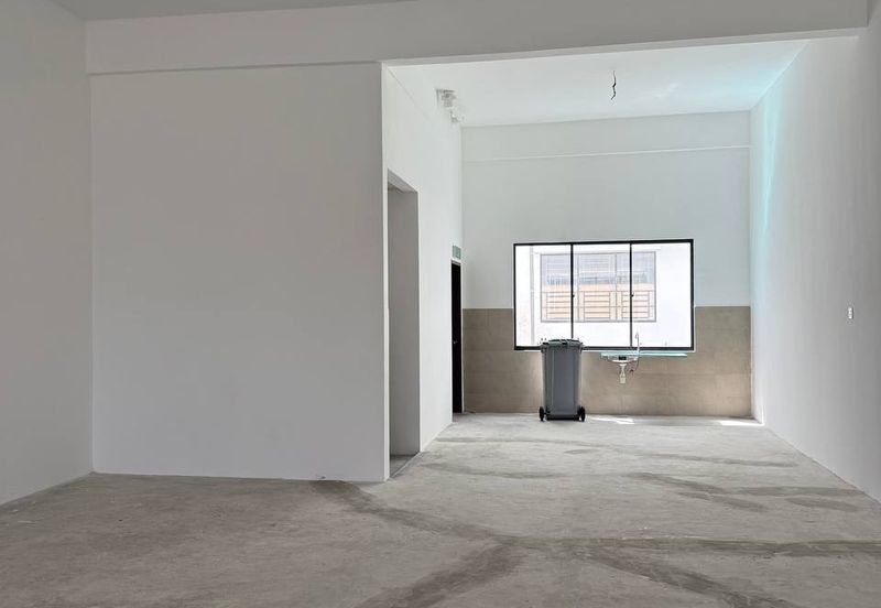 Crest @ Austin Emerald 1