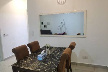 Dedaun Hijau (Greenfield Regency)