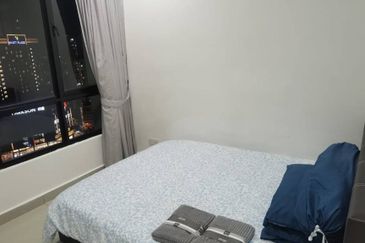 Dedaun Hijau (Greenfield Regency)