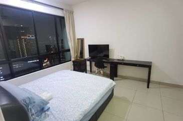 Dedaun Hijau (Greenfield Regency)