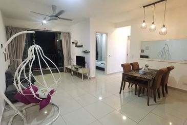 Dedaun Hijau (Greenfield Regency)