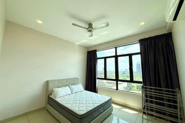 D'Summit Residences @ Kempas Utama