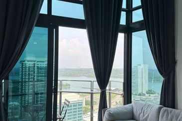 Almas Suites @ Puteri Harbour