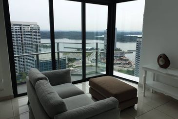 Almas Suites @ Puteri Harbour