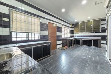 Taman Nusa Bestari 2