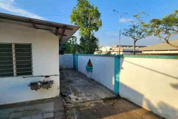 Taman Desa Cemerlang