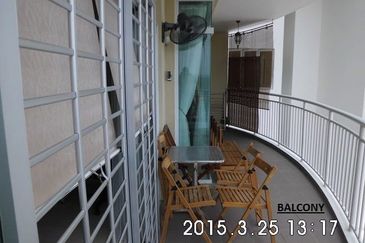 Golden Sands Seaview Residence